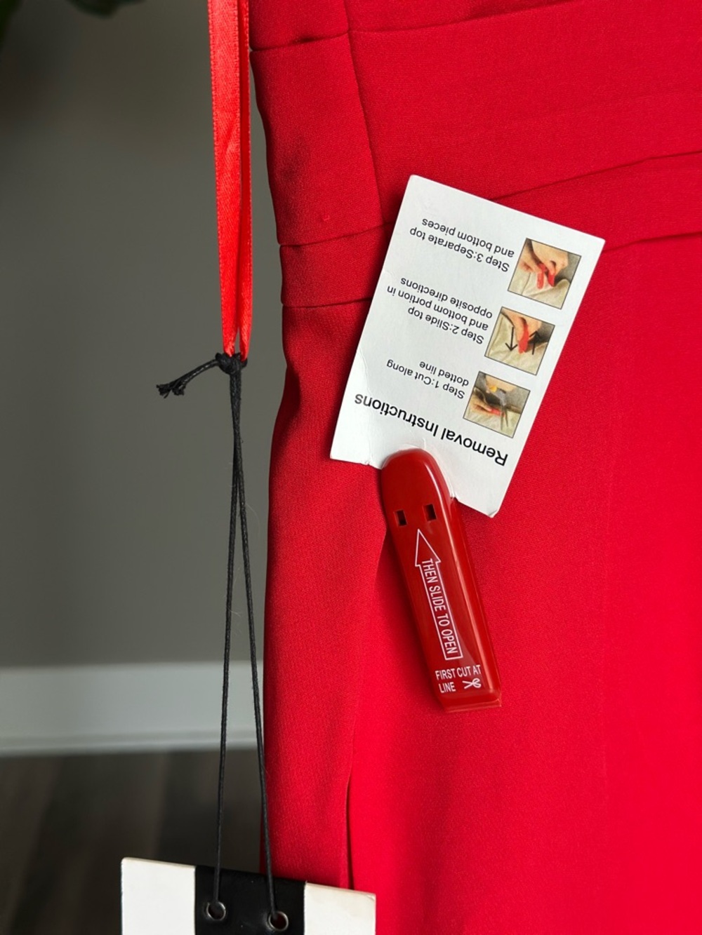 NWT 49454 Mac Duggal Red Sleeveless V Neck Bow Detail Mermaid Gown Wedding Guest - Picture 5 of 14
